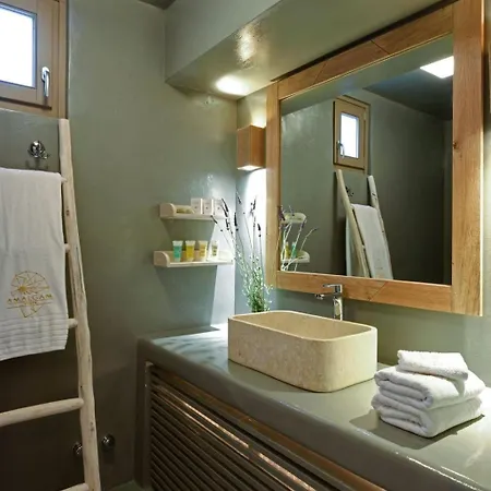 Executive Paros Aiolos Private Pool Jacuzzi Kostos Damouli Villa Isterni (Paros)